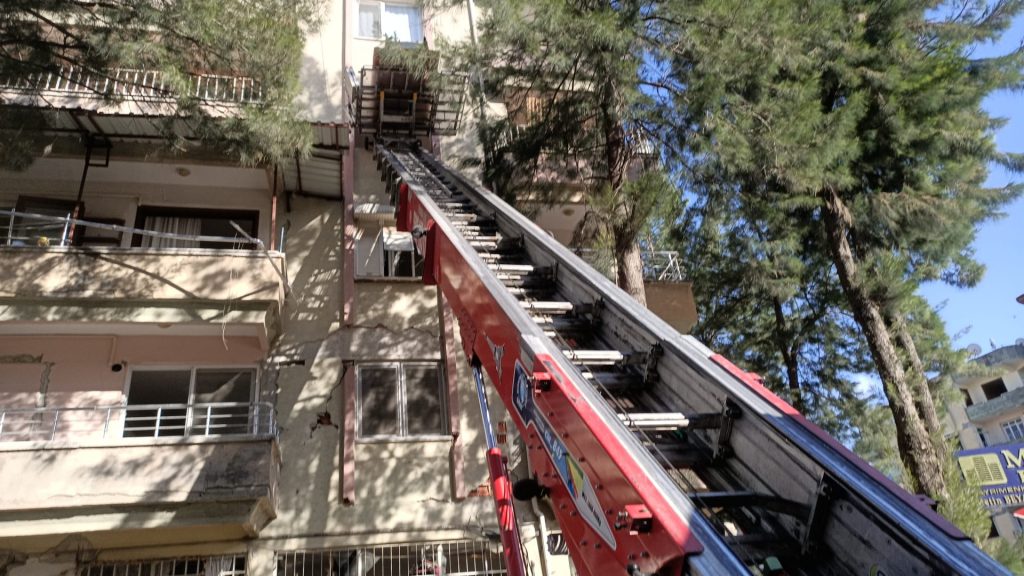 hakan-evden-eve-nakliyat (5) hakan-evden-eve-nakliyat (5)